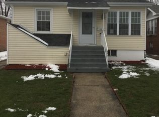 546 Greenbay Ave, Calumet City, IL 60409