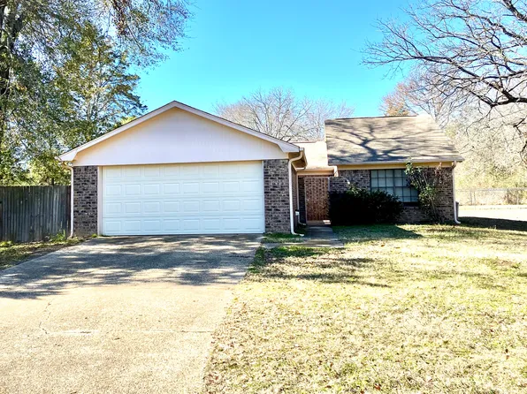 17080 Pennie Ln, Flint, TX 75762