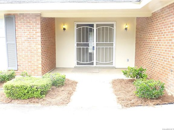 3rd image of 4027 Green Acres Dr