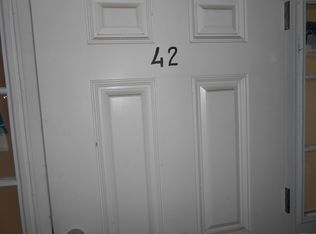 50 Greenhouse Rd UNIT 42B, Bridgeport, CT 06606