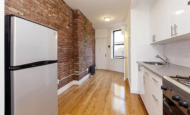 Rented by Compass | media 2