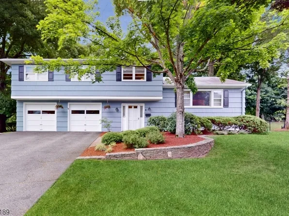 8 Hastings Rd, Parsippany-Troy Hills Twp., NJ 07950