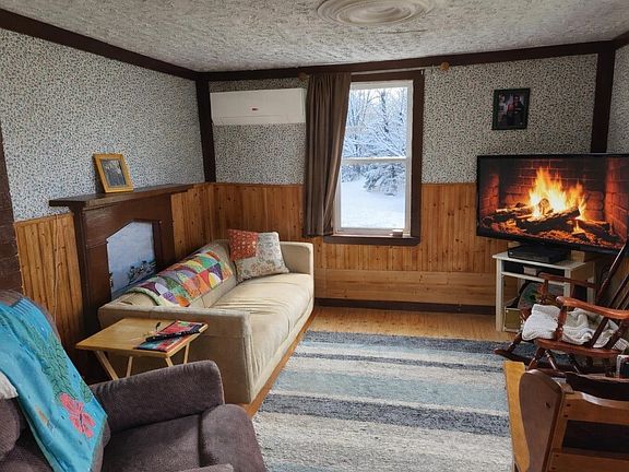 3rd image of 13262 Northside Rd