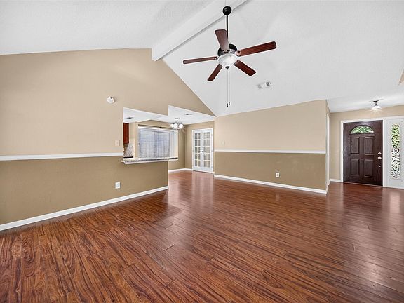 5th image of 9634 Magnolia Ridge Dr