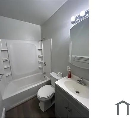 2 bed, $1,100 — Photo 3