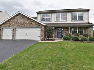 109 Brookhaven Ct, Sugar Grove, IL 60554