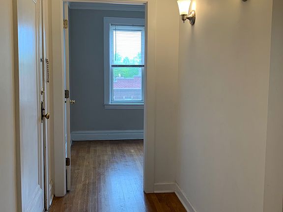 3rd image of 1900 S 51st Ave #5105-3