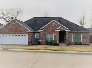 180 Boulder Ln, Nacogdoches, TX 75965