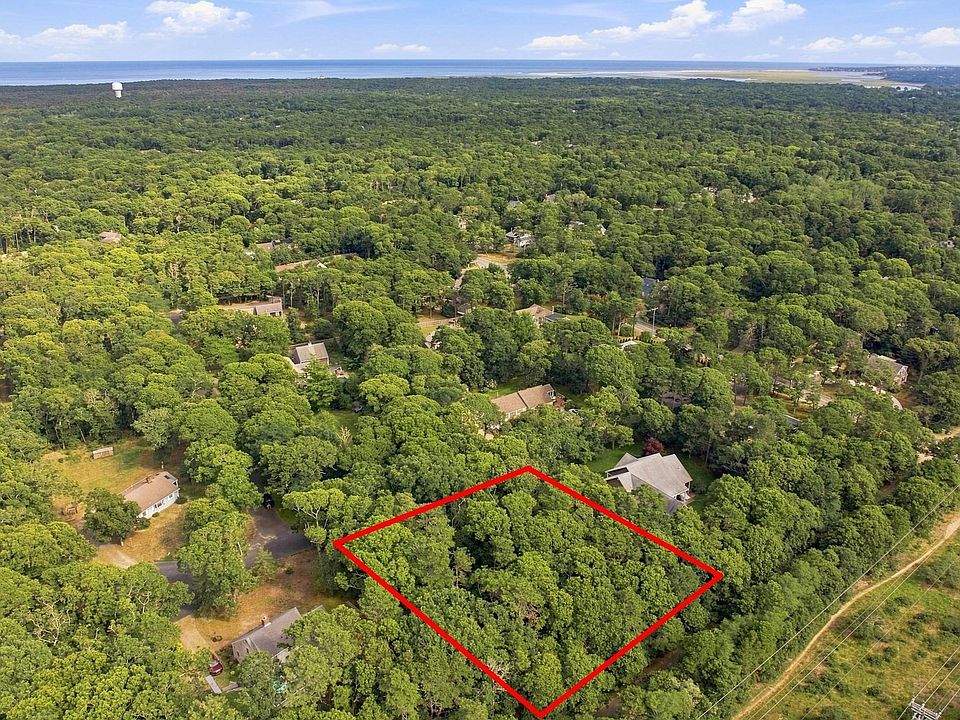 1st image of 35 Danielle Dr