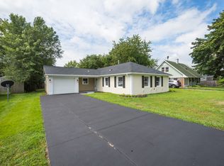 10 Peppermint Ln, Willingboro, NJ 08046