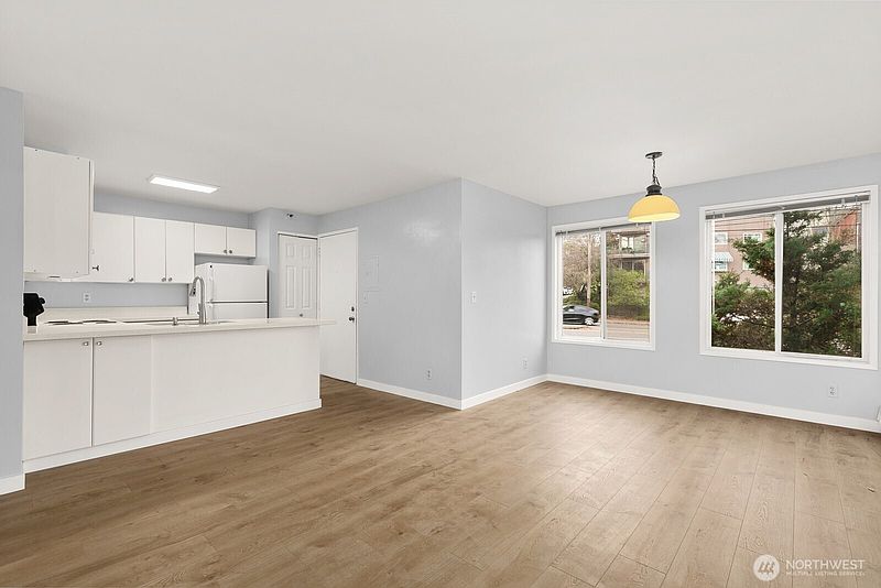 5th image of 3660 Whitman Avenue N