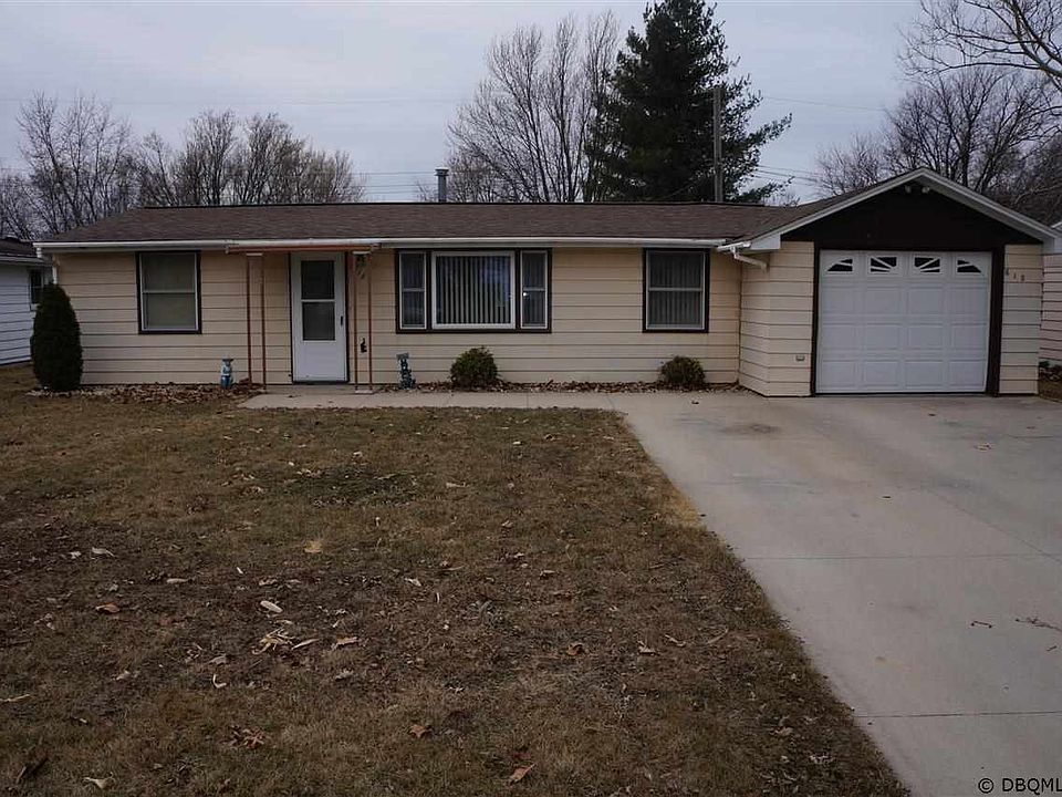 1st image of 618 2nd St NE