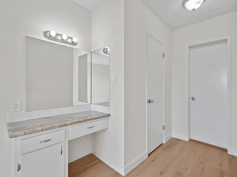 3125 W Adams Blvd #3 — Photo 12