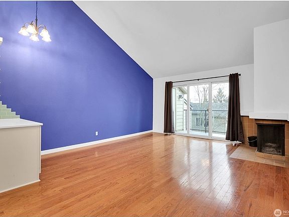 4th image of 2937 76th Ave SE APT 33C