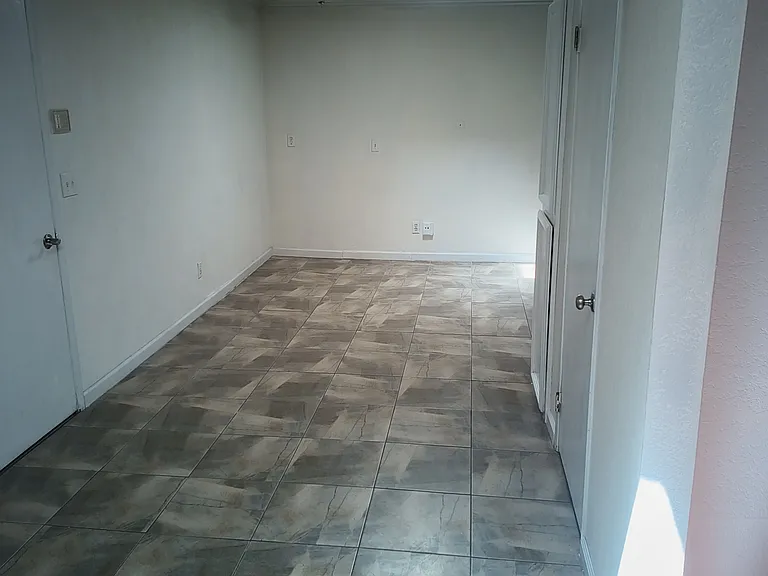523 Encina Dr — Photo 6