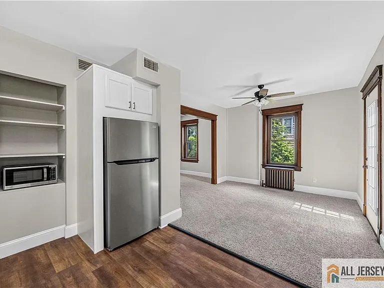 1048 Prospect St #1048 — Photo 8