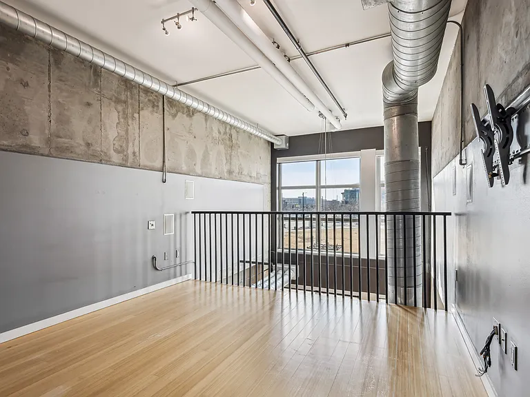 1401 Wewatta St #210 — Photo 28