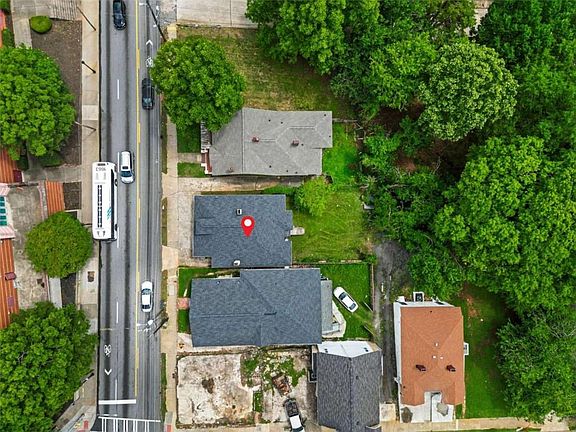 4th image of 219 Joseph E Lowery Blvd SW