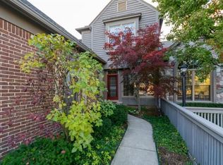1916 Boulder Dr, Ann Arbor, MI 48104