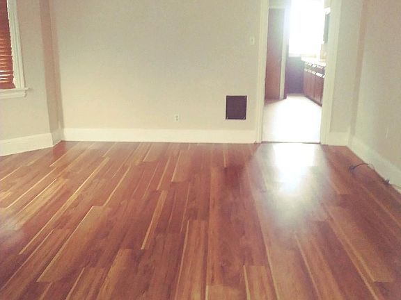 4th image of 702 Washington Ave