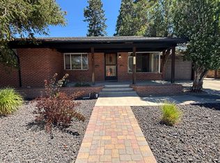 1090 Robin St, Reno, NV 89509