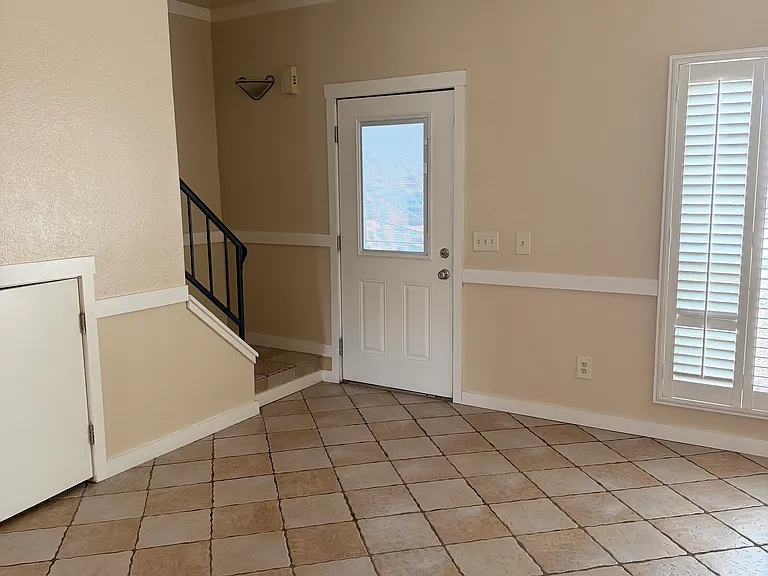 3431 W Kimberly Way #1 — Photo 3