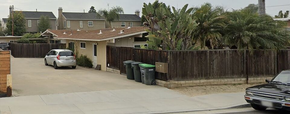 1st image of 317 University Dr