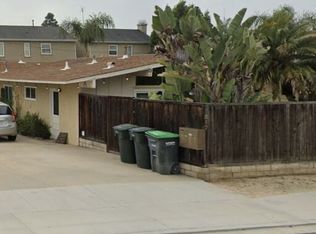 317 University Dr, Costa Mesa, CA 92627
