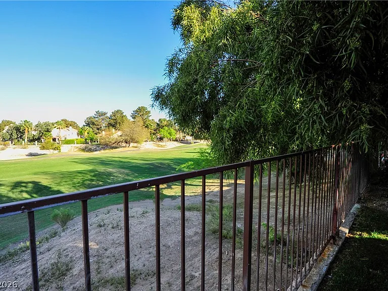5432 Royal Vista Ln — Photo 38
