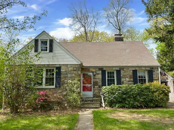 26 Pershing Avenue, Stamford, CT 06905