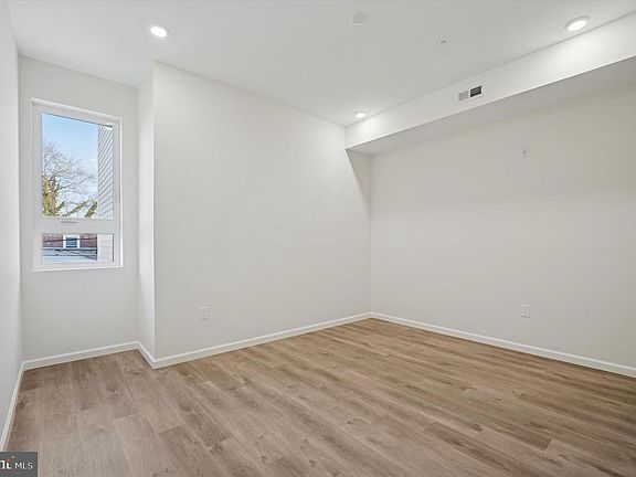 3rd image of 105 N 63rd St #4
