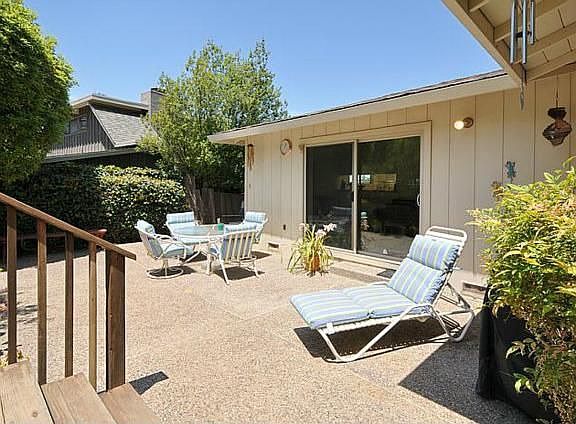 4th image of 2212 Bettina Ave