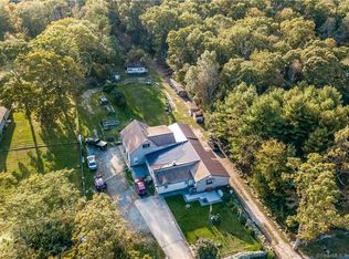 725 Ekonk Hill Rd, Voluntown, CT 06384