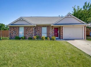 5005 Brookview Dr, Sachse, TX 75048