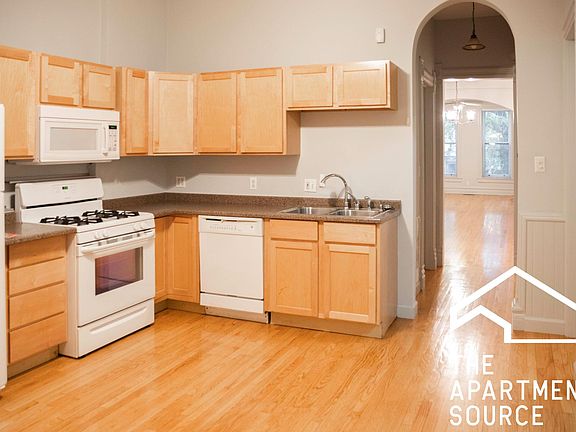 4th image of 1103 N Damen Ave #1