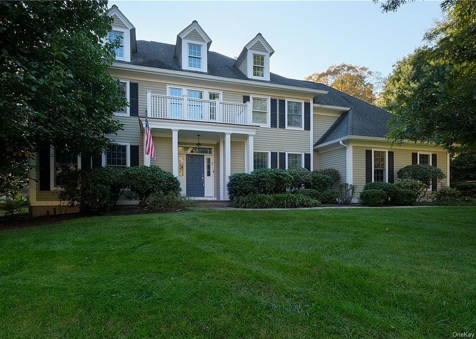 2nd image of 49 Granite Ct