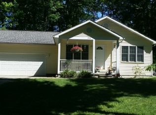 232 N Deer Run Trl, Au Gres, MI 48703