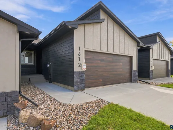 1612 N Tillie Ave, Sioux Falls, SD 57110