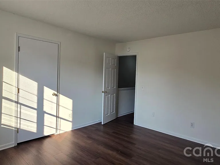 3109 Heathstead Pl — Photo 11