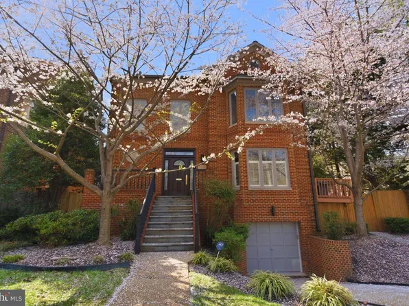 5430 Chevy Chase Pkwy NW, Washington, DC 20015