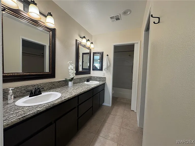 1611 Highway 95 #B — Photo 11