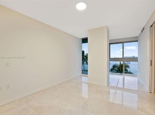 1600 Bay Rd #416, Miami Beach, FL 33139