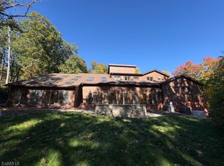 34 Lord William Penn Dr, Morris Twp., NJ 07960
