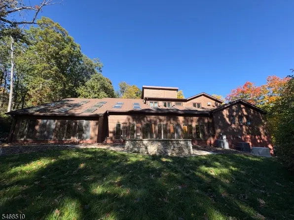 34 Lord William Penn Dr, Morris Twp., NJ 07960