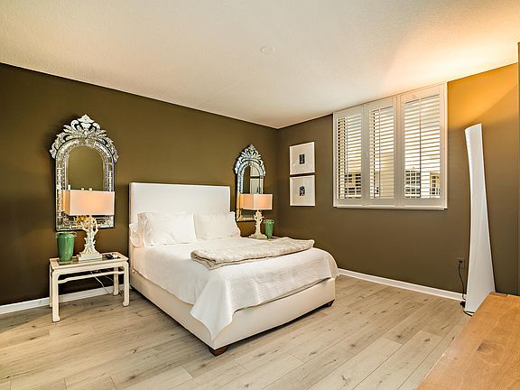 5th image of 1551 N Flagler Dr APT 1202