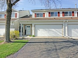 6326 Arabian Ln, Forest Lake, MN 55025