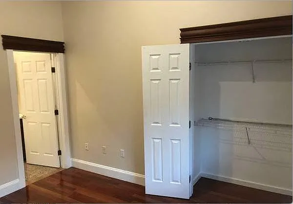 120 Richmond St #4B — Photo 8