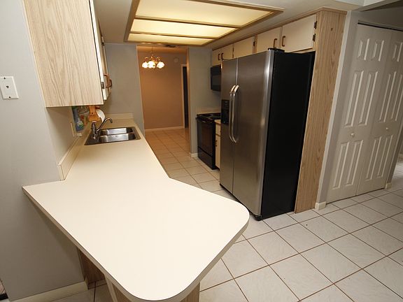 3rd image of 1013 Walden Blvd SE