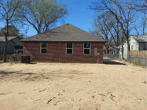 3621 Bright St — Photo 13