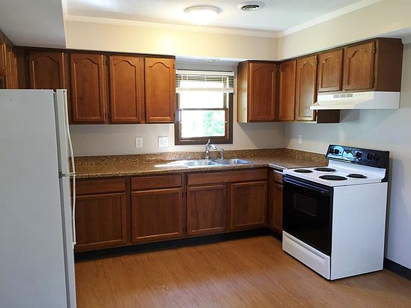 3rd image of 2020 Northmoreland Blvd